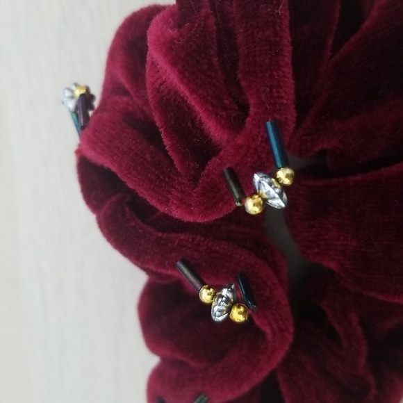 Red Velvet Scrunchie with Beaded Details - Picture 3 of 3